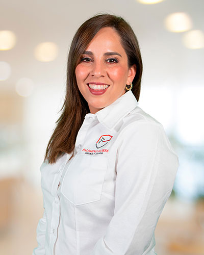 Adriana Flores Calderon